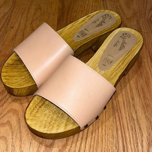 Seychelles Marine Layer Clog Sandal in Vachetta - Picture 3 of 12